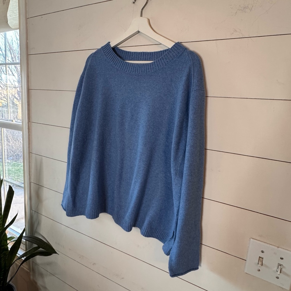 J.Jill Blue Crew Neck Knit Sweater Size Medium - Picture 2 of 8